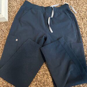 Mens Figs Medium Short Axim Dark Harbour